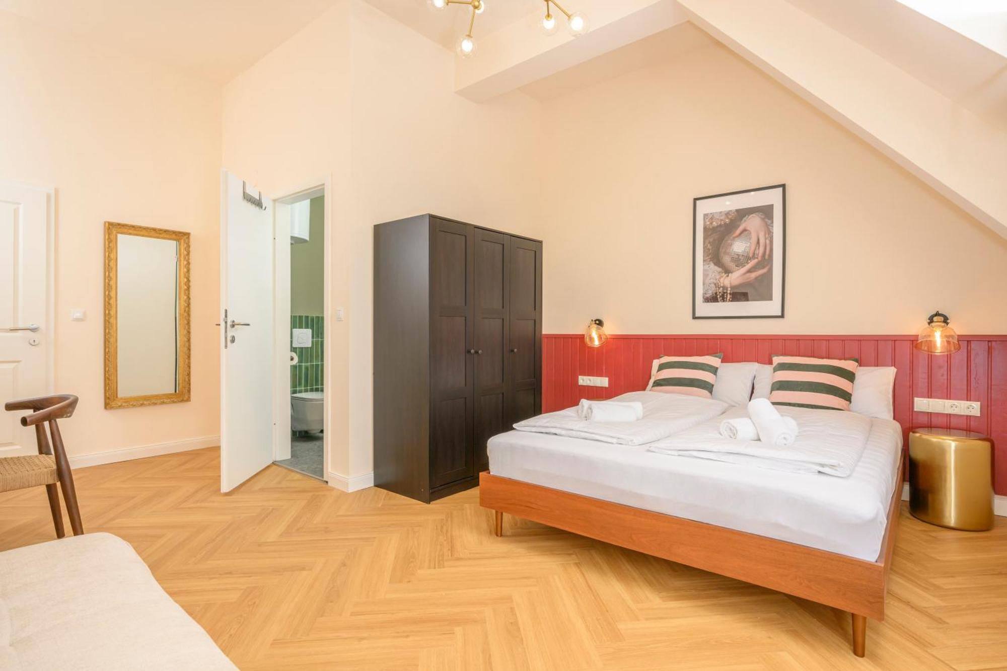 Palais Palffy Suits Vienna Luaran gambar