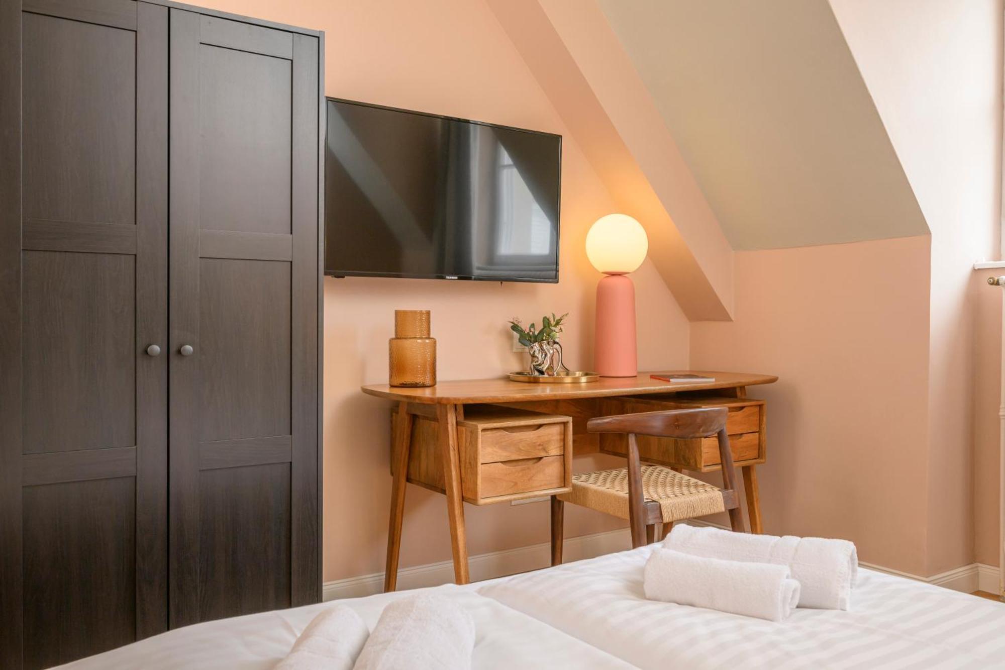 Palais Palffy Suits Vienna Luaran gambar